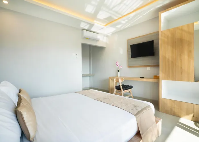 Narmada House 3*