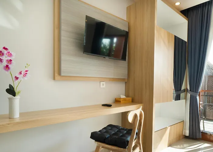 Narmada House 3*