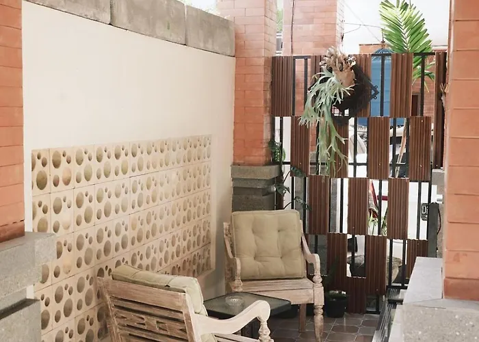 Narmada House بيت ضيافة 3*